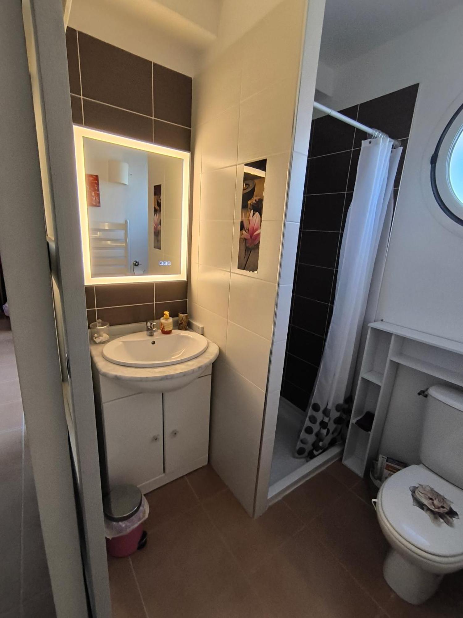 Chez Regine Hotell Agde Eksteriør bilde